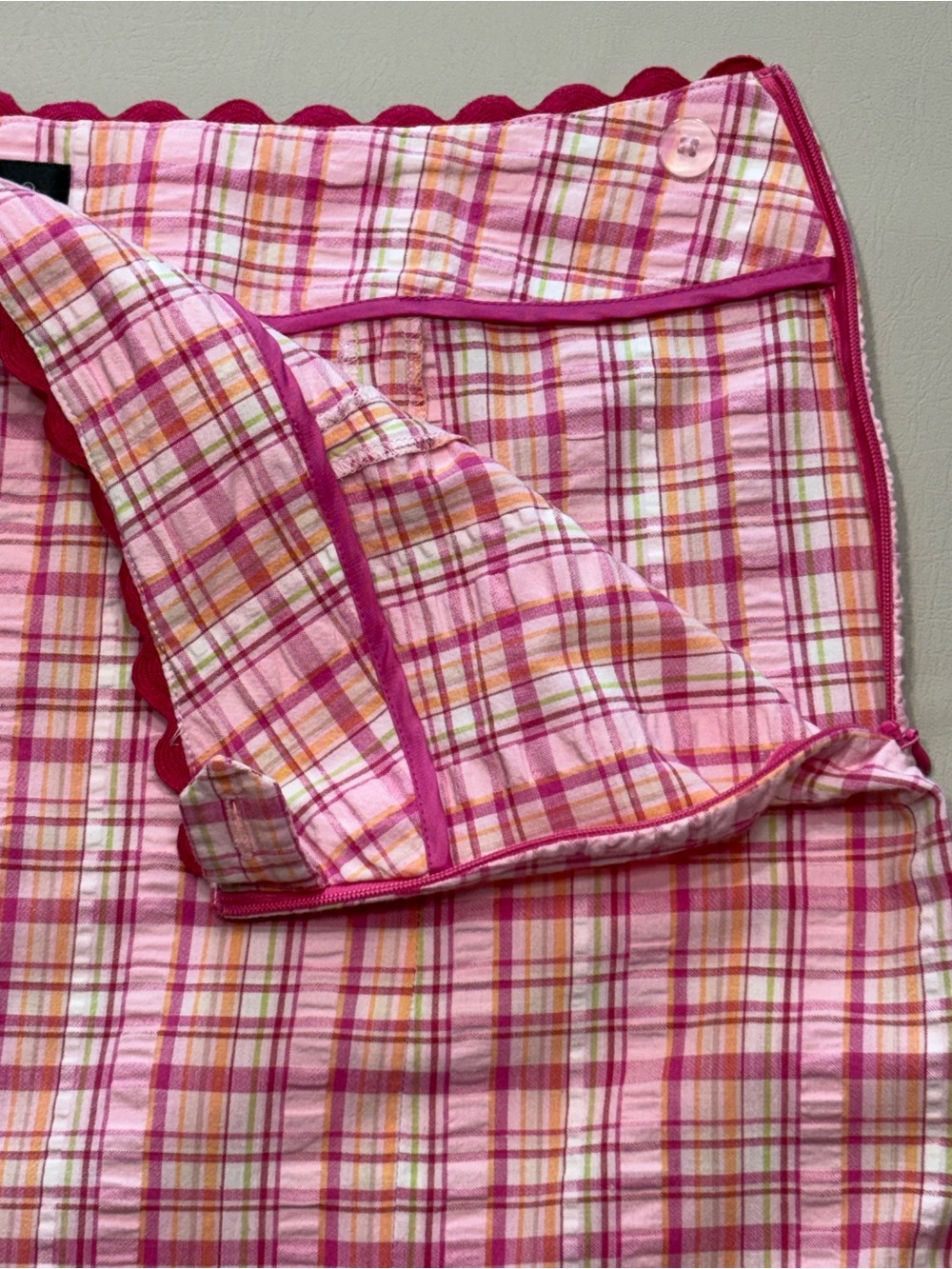 Willi Smith Pink Plaid Skirt with Scalloped Hem - Picture 4 of 9